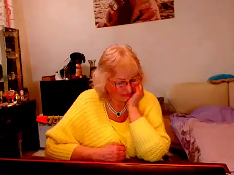 Snapshot of Natali7634 chatting on March 2025 07:39:01 PM Natali7634 online show from March 2025 07:39:01 PM