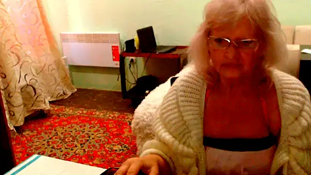 Snapshot of Natali7634 chatting on November 2025 06:15:02 AM Natali7634 online show from November 2025 06:15:02 AM