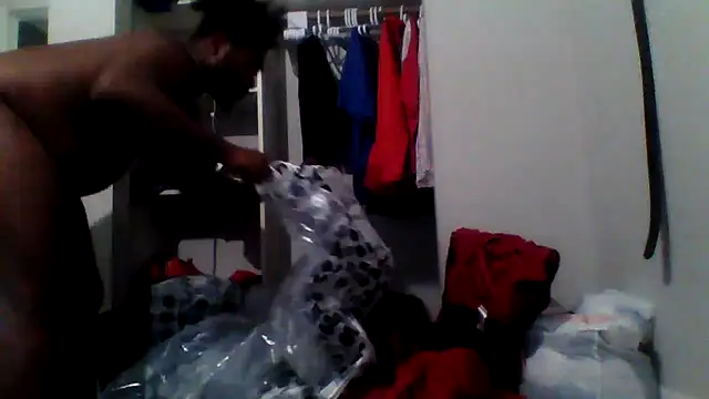 Snapshot of bigdick5157 chatting on October 2025 10:51:01 PM bigdick5157 online show from October 2025 10:51:01 PM