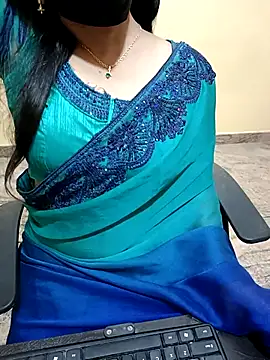 Snapshot of Nithya_05 chatting on September 2025 04:59:02 AM Nithya 05 online show from September 2025 04:59:02 AM