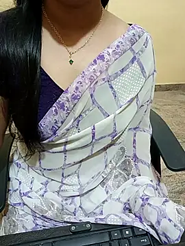 Snapshot of Nithya_05 chatting on September 2025 06:40:01 AM Nithya 05 online show from September 2025 06:40:01 AM