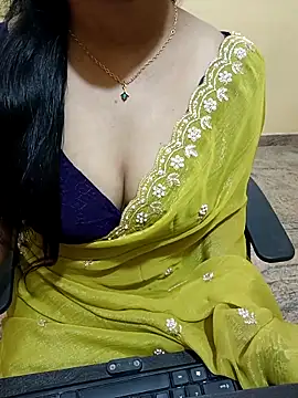 Snapshot of Nithya_05 chatting on October 2025 04:56:02 AM Nithya 05 online show from October 2025 04:56:02 AM