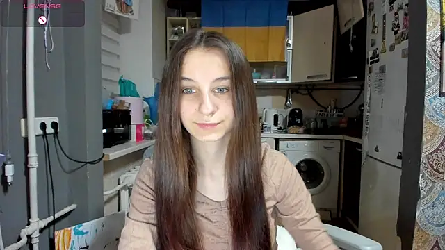 Snapshot of _Nika_Kik chatting on April 2026 06:16:02 PM Nika Kik online show from April 2026 06:16:02 PM