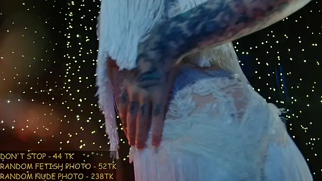 Snapshot of Littlespacemouse chatting on June 2026 11:08:02 AM Littlespacemouse online show from June 2026 11:08:02 AM