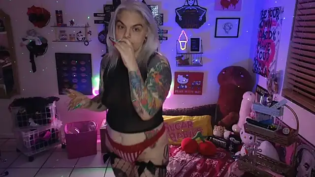 Snapshot of CherryBombBomb chatting on January 2025 06:30:02 AM CherryBombBomb online show from January 2025 06:30:02 AM