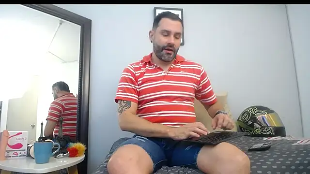 jonasbeards online show from November 2025 02:49:02 PM