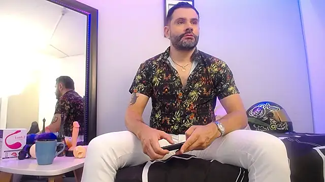 jonasbeards online show from November 2025 03:05:01 PM