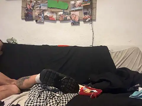 EnricoGio online show from February 2025 05:37:01 PM