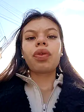 Violeta 12- online show from February 2025 01:44:01 PM