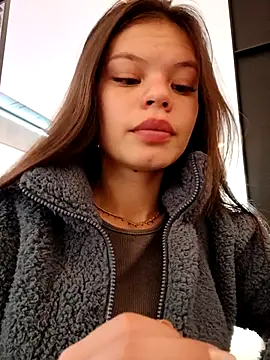 Violeta 12- online show from February 2025 05:51:02 PM