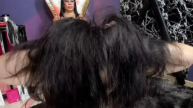 Snapshot of Sahara_Mk chatting on December 2025 12:10:01 PM Sahara Mk online show from December 2025 12:10:01 PM