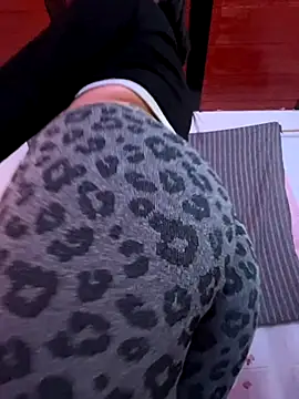 CieloTaylor online show from November 2025 11:27:01 PM