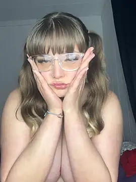 Snapshot of Lalalust69 chatting on February 2025 10:32:02 AM Lalalust69 online show from February 2025 10:32:02 AM