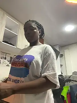 Snapshot of Alessiiaa_ chatting on July 2026 12:25:02 PM Alessiiaa online show from July 2026 12:25:02 PM