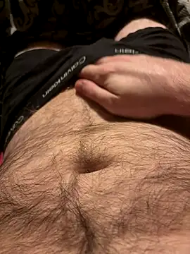 Straightlad95 online show from November 2025 12:24:01 AM