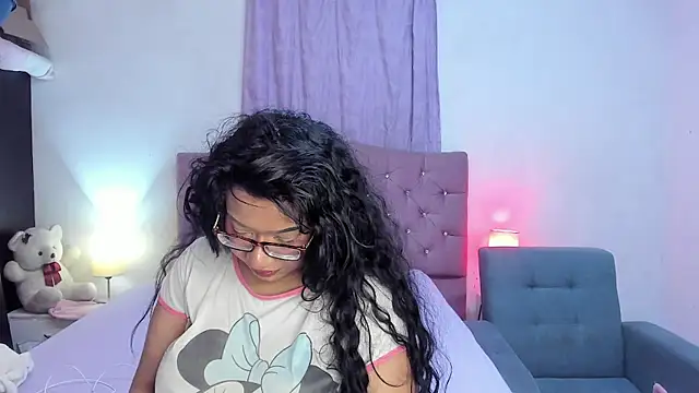 Snapshot of Latinabombsheell chatting on July 2026 04:49:01 AM Latinabombsheell online show from July 2026 04:49:01 AM