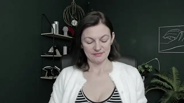 VivianWILD online show from March 2026 07:57:02 AM