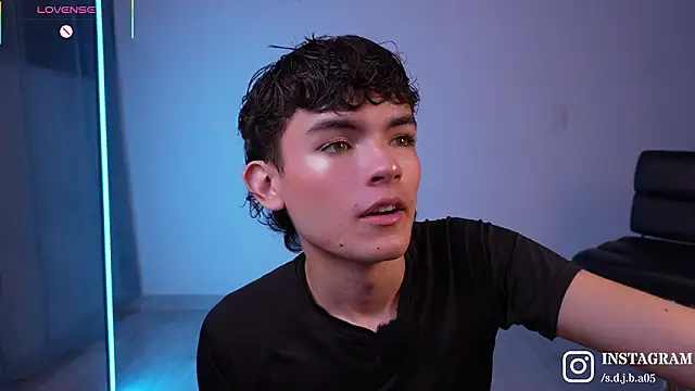 Angelo 018 online show from March 2026 01:11:01 AM