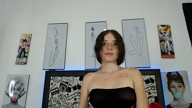 Snapshot of Rihana14 chatting on May 2026 07:56:02 PM Rihana14 online show from May 2026 07:56:02 PM