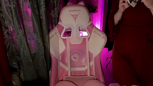 pearl princess  online show from October 2025 11:46:01 PM