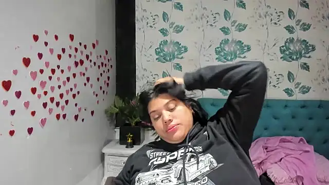 LindaBreeS online show from March 2025 08:41:02 PM