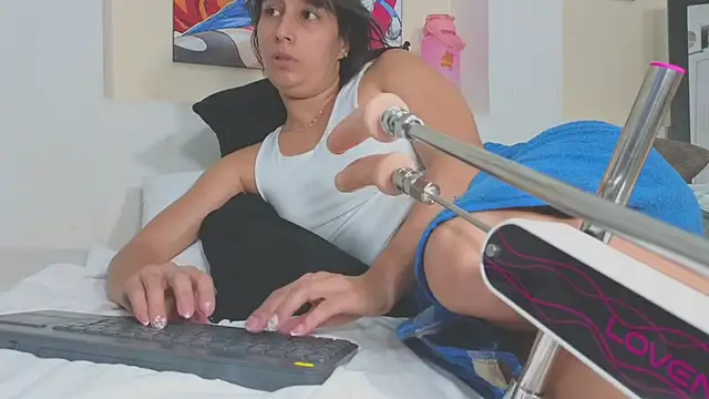 Ashley Miiller1 online show from December 2024 03:00:02 PM