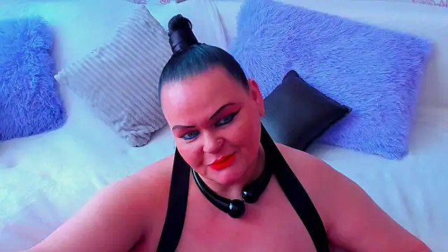 Snapshot of MilanaBiegert chatting on March 2025 08:38:02 AM MilanaBiegert online show from March 2025 08:38:02 AM