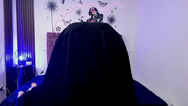 elena detroya online show from November 2025 12:26:01 PM