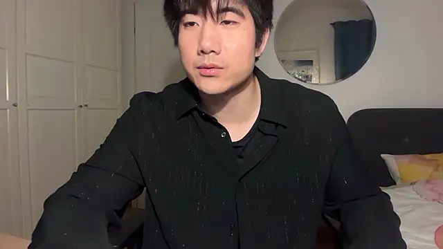 jungcock3210 online show from February 2026 05:31:01 PM