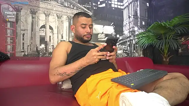 THIAGOXBIG online show from October 2025 10:00:02 PM