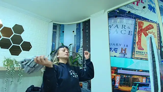 Naughty Kittenm online show from March 2025 10:22:02 AM