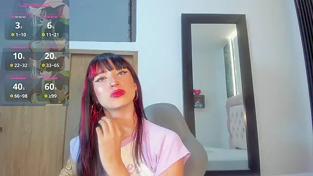 laurem-paulette online show from November 2025 07:15:01 PM