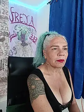 freyadevil333 online show from April 2026 03:10:02 AM