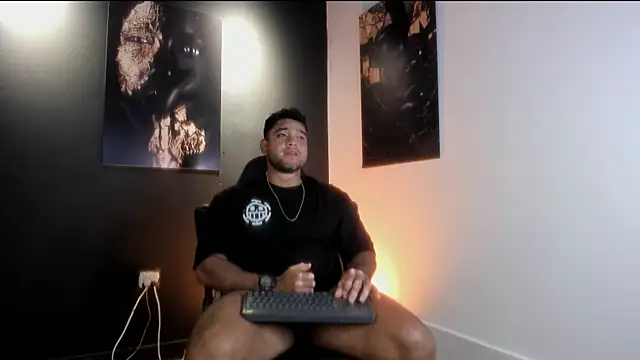 Snapshot of Big_furry_bear13 chatting on October 2025 07:05:02 AM Big furry bear13 online show from October 2025 07:05:02 AM