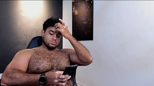 Big furry bear13 online show from March 2026 06:17:02 AM