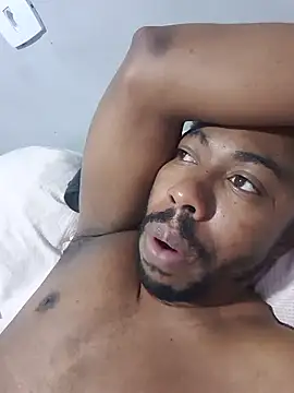 casalsemfrescura2323 online show from February 2025 07:08:02 PM