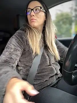 Snapshot of HotXMom chatting on October 2025 05:49:01 AM HotXMom online show from October 2025 05:49:01 AM