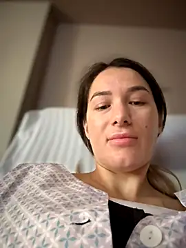 Snapshot of HotXMom chatting on October 2025 05:40:01 AM HotXMom online show from October 2025 05:40:01 AM