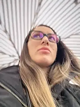 Snapshot of HotXMom chatting on November 2025 06:46:02 AM HotXMom online show from November 2025 06:46:02 AM