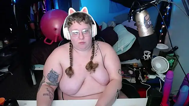 FatVeronica online show from March 2025 09:10:01 AM