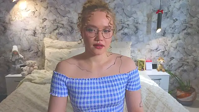 Aurora Golden1 online show from April 2026 03:15:01 AM