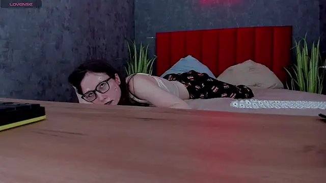 OliviaTurnery online show from January 2026 05:27:02 PM