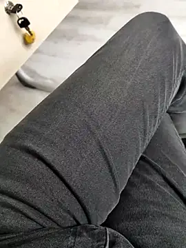 Snapshot of ertance40 chatting on February 2025 09:42:01 AM ertance40 online show from February 2025 09:42:01 AM