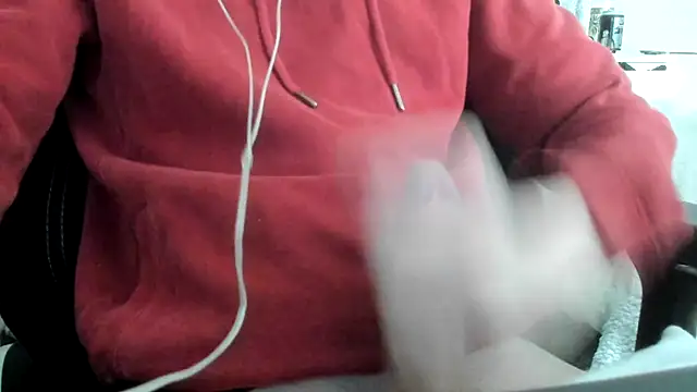 Luceybabb online show from February 2026 11:50:01 AM