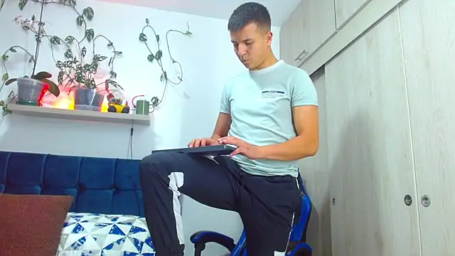 flint ryan online show from March 2026 09:34:02 PM