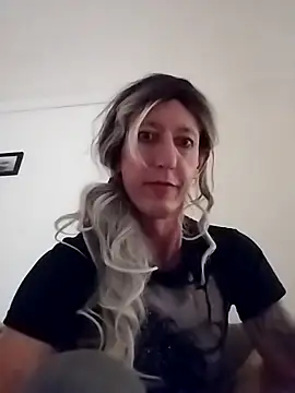 Snapshot of AlexiaXXL chatting on March 2026 01:43:02 AM AlexiaXXL online show from March 2026 01:43:02 AM