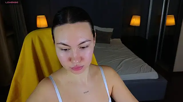 Snapshot of GIGI_BENNET chatting on December 2024 05:42:01 AM GIGI BENNET online show from December 2024 05:42:01 AM