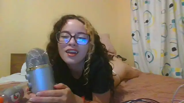 frikigyal online show from February 2025 02:42:02 AM