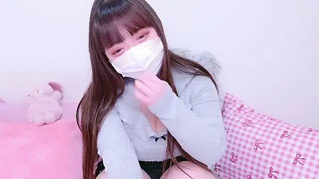 Snapshot of x--Miu--x chatting on March 2026 12:42:01 PM x--Miu--x online show from March 2026 12:42:01 PM