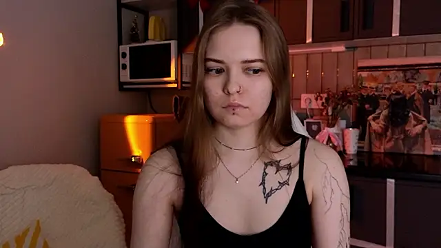 doll lol  online show from March 2026 05:20:01 PM